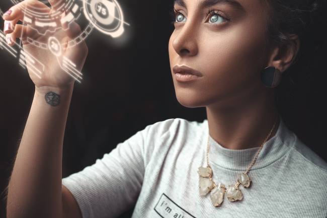 Discuss the appointment and function of controller under the information technology act, 2000